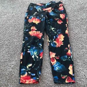 Jeans by Buffalo Womens XL Capri Pants‎ Black Floral Print Lorelei Printed
